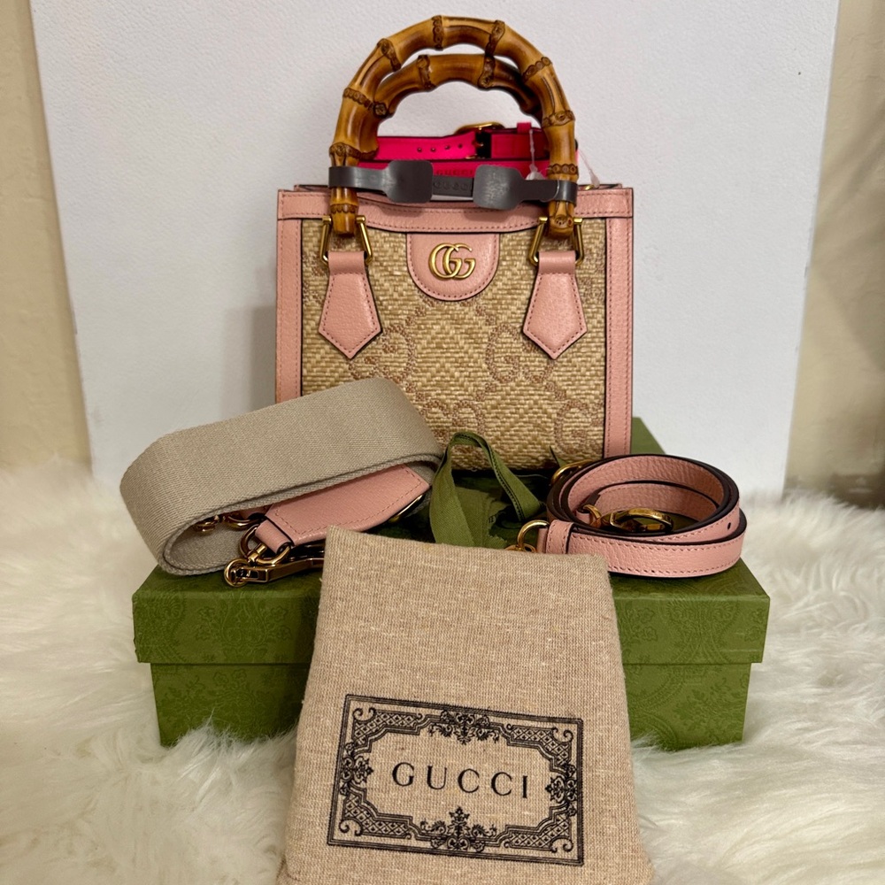 Gucci Mini tote Bag with Bamboo Handle, natural fiber GG patern in Pink and Tan